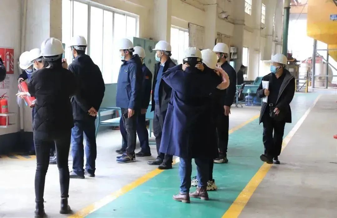 e60e5146a8fd9d5d0de31da27ea7fb6b.jpg e60e5146a8fd9d5d0de31da27ea7fb6b.jpg